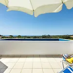 Sunny With Pool Access * Armacao de Pera