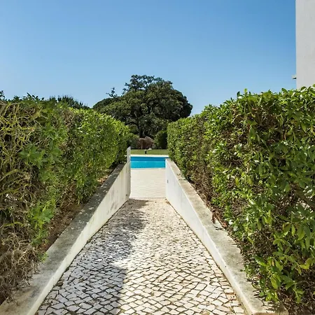 بيت للعطل Sunny With Pool Access