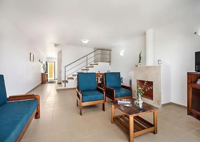 Vakantiehuis Sunny With Pool Access