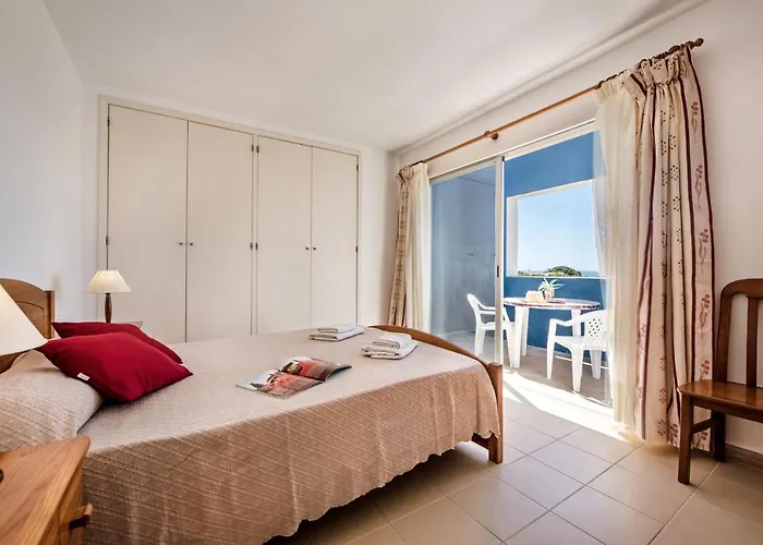 Victoria * Armação de Pêra