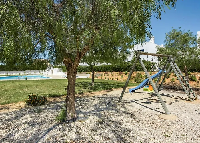 Victoria Armação de Pêra