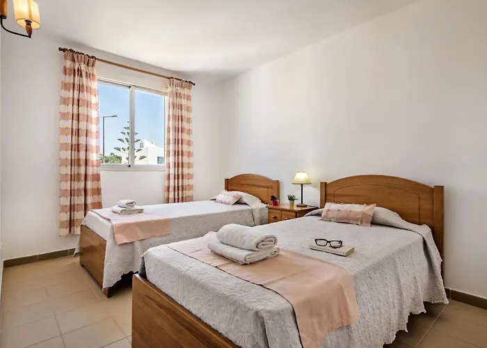 Victoria * Armação de Pêra