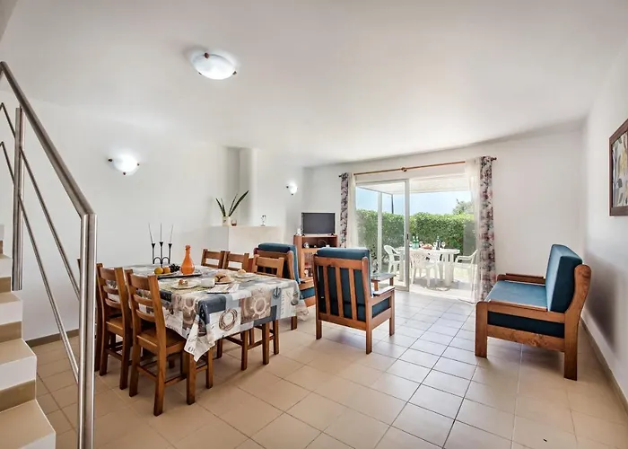 Victoria 度假居 *