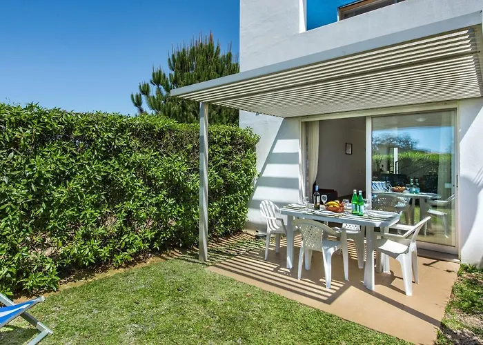 Vakantiehuis Sunny With Pool Access